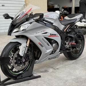 <span class=keywords><strong>Kawasaki</strong></span> <span class=keywords><strong>Ninja</strong></span> ZX-10R 1000cc d'occasion, <span class=keywords><strong>moto</strong></span> à quatre cylindres en ligne, <span class=keywords><strong>moto</strong></span> sportive à essence d'occasion, refroidie par liquide, super <span class=keywords><strong>moto</strong></span> de course - Product Image 1