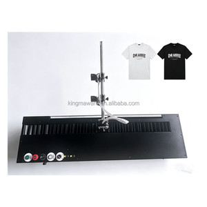 60*90 cm T-Shirt-DTG-Drucker 220V Textilsprühmaschine Automatisches Sprühgerät im Angebot - Product Image 1