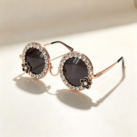 Accessoires pour animaux de compagnie : Lunettes fantaisie solides, décoratives et colorées, avec strass scintillants, en plastique, pour petits animaux et chiens, idéales pour les anniversaires et l'automne