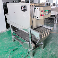 Machine industrielle automatique à éplucher l'ail de type chaîne avec un taux d'épluchage à sec élevé pour l'atelier d'assaisonnement