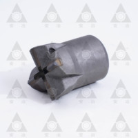 Foret autoperceur R32