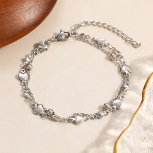 Pulsera de Cadena de Corazones de Acero Inoxidable, Doble Capa, Apilable, Joyería para Mujer, Accesorio de Moda - Product Image 3