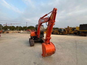รถขุดขนาดเล็ก Doosan DH55 แบบตีนตะขาบ เครื่องยนต์ดีเซล เกียร์ มอเตอร์ คุณภาพดี บูมอาร์ม ประสิทธิภาพเยี่ยม แน่นหนา - Product Image 3