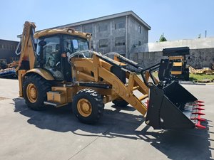 Excavadora de Ruedas de 8 Toneladas con Cuchilla de Bulldozer – Máquina de Construcción Multifuncional de Alta Potencia - Product Image 4