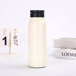 Nueva Botella de Agua Magnética de 24oz, Taza de Vacío con Aislamiento de Doble Pared y Tapa con Soporte para Teléfono - Product Image 4