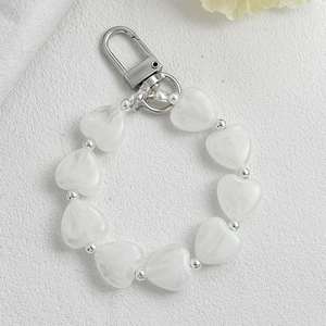 Porte-clés en résine en forme de cœur mignon, porte-clés bracelet de sac à motif marbré tendance - Product Image 3