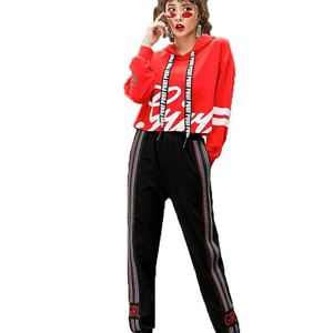 Yuehui nuovo stile da <span class=keywords><strong>donna</strong></span> primavera Casual felpe con cappuccio carino personaggio rosso modello 100% cotone felpa Streetwear Top fornitura all'ingrosso - Product Image 4