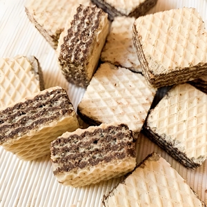 ขนมเวเฟอร์ถั่วเขียวและเค้กเอเชียสดใหม่ขายส่ง บรรจุกล่อง - Product Image 3