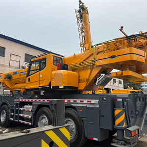 Grue hydraulique sur camion XC-MG XCT80L6 de 80 tonnes d'occasion - Product Image 2