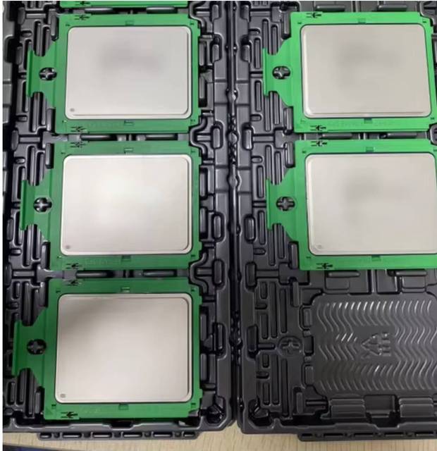 VIA Server CPU E 7313 16-core 3.00GHz 128MB L3 155W Unlocked Milan 100-000000329 Tray Number 64-bit