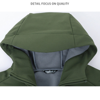 Veste Hardshell Homme Personnalisée Haute Qualité en Polaire Chaude Imperméable Coupe-Vent Fine à Fermeture Éclair avec Capuche pour Randonnée en Extérieur OEM ODM