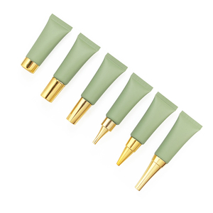 Tubes de gloss à lèvres personnalisables avec logo, emballage cosmétique, flacon de 10 ml, applicateur métallique vert vide, tube en plastique pour baume à lèvres - Product Image 1