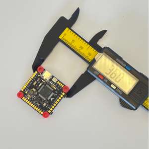 Cadre <span class=keywords><strong>de</strong></span> drone FPV en fibre <span class=keywords><strong>de</strong></span> carbone avec F405 F4 V3S Mini contrôleur <span class=keywords><strong>de</strong></span> <span class=keywords><strong>vol</strong></span> Pile 30.5x30.5mm Accessoires - Product Image 4