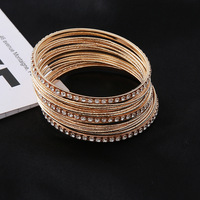 Bracelets circulaires empilables pour femmes, incontournables pour les mariages et les soirées dansantes, bijoux tendance et polyvalents à superposer