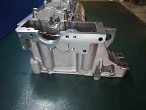 Brand New Cylinder Head Semi-Assembly 908570 908670 A6020108520 BCH116 CYM381 for Benz OM602 <b>Engine</b> Auto Spare Parts 908570 Whet - Product Image 3