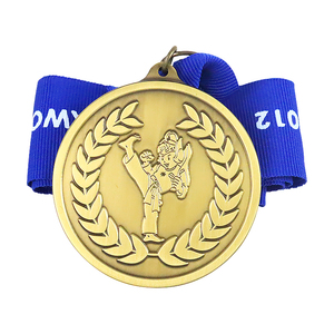 Médaille de récompense personnalisée, trophée, médaille de kung-fu, souvenir doré, médaille ronde en forme de taekwondo, médaille dure prête à l'emploi - Product Image 1