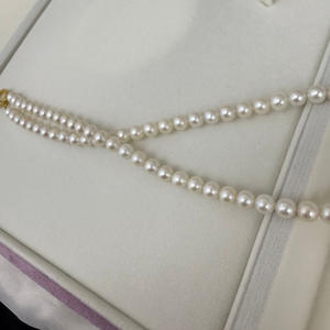 Collar de Plata S925 con Hebilla OT, Perlas Redondas de Agua Dulce de 5-6 mm, Extremadamente Finas e Impecables, de Aurora Aquaculture - Product Image 1