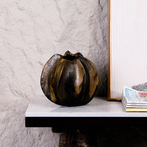 Kimdecor Aluminum Metal <strong>Flower</strong> <strong>Vase</strong> for Home Decor Interior Wholesale Metal <strong>Vase</strong> Luxurious Table <strong>Vase</strong> From China Factories - Product Image 3