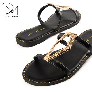 <span class=keywords><strong>MIA</strong></span> DIVA Ciabatte Donna Trendy con Fibbia Geometrica Dorata e Borchie in PU per Vacanze Estive all'Aperto - Product Image 4