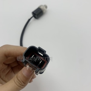 สวิตช์แรงดันเซนวิท 663-5545 สำหรับอะไหล่รถขุด PC200-8 WA380 - Product Image 1