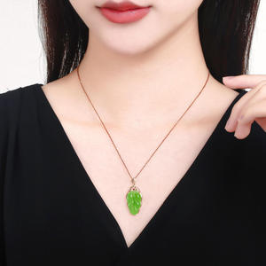 Pendentif en jade nefrite naturel en forme de feuille, bijoux pour femmes en or 18 carats, style chinois, cadeau avec certificat d'évaluation D505 - Product Image 4