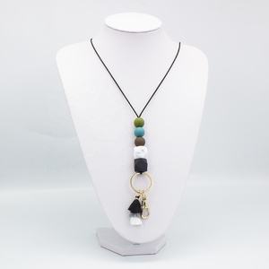 Nouvelle tendance <span class=keywords><strong>Collier</strong></span> de <span class=keywords><strong>dentition</strong></span> pour bébé sans BPA pour <span class=keywords><strong>maman</strong></span> Perles en silicone <span class=keywords><strong>Collier</strong></span> de <span class=keywords><strong>dentition</strong></span> en silicone Charmes pour bijoux - Product Image 6