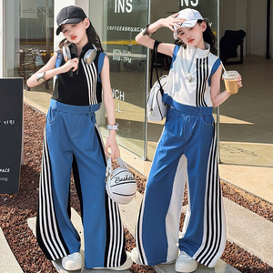 Completi <span class=keywords><strong>Abbigliamento</strong></span> Bambina 2026 Estivi Ragazza Adolescente Canotta Senza Maniche + Pantaloni a Righe Nero Bianco Blu Set Sportivo - Product Image 1