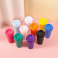 Tasse à café à emporter avec couvercle réutilisable unisexe Tasse de voyage en plastique avec logo personnalisé Boissons chaudes et froides pour la course à pied Activités de plein air Boissons chaudes et froides