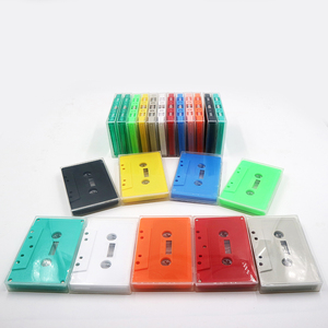 Cassette audio adaptée avec bande colorée et transparente, OEM fourni et échantillon gratuit pour tester la qualité. - Product Image 1