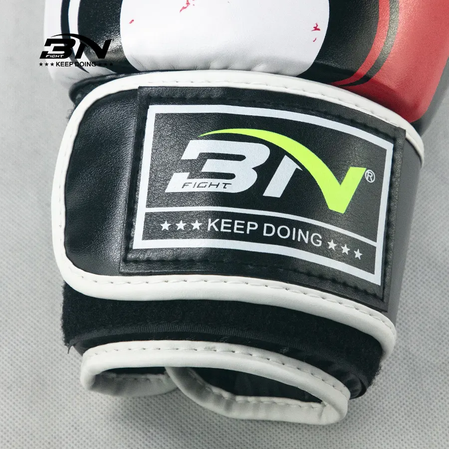 BN Gants de boxe Hommes Femmes MMA Kickboxing 10oz Sac de Frappe Mitaines 12oz Chine-chic Muay Thai Formation Logo Personnalisé Gants