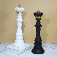 Échiquier Roi et Reine en Résine Écologique pour la Maison, Modèle Créatif pour Vitrine, Décoration Élégante pour Bureau et Entrée