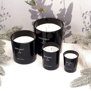 Bougie en cire de soja parfumée Ascendia Bergamote et Oud, pot en verre noir, aromathérapie, décoration d'intérieur - Product Image 1