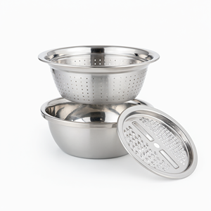 Juego de Coladores de Acero Inoxidable de 3 Piezas con Escurridor y Rallador de Verduras para Cocina - Product Image 1