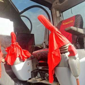 Excavadora sobre orugas Komatsu usada a máquina de construcción/excavadora sobre orugas hidráulica Pc 200 de segunda mano - Product Image 2