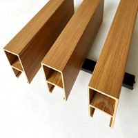 Tube carré creux en WPC écologique, imperméable et ignifuge, avec surface à grain de bois 3D pour la décoration intérieure moderne