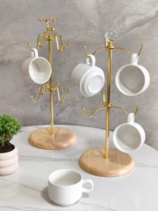Koffiekophouder met houten basis en metalen haken voor thuis, keuken, bar, opbergruimte en presentatie, capaciteit voor 4 kopjes, modern design - Product Image 3