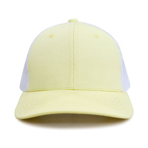 Casquette en maille respirante jaune pâle OEM/ODM – Chapeau de camionneur sportif d'été pour la plage et les voyages - Product Image 1