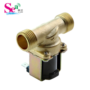 Vanne solénoïde normalement fermée en laiton 12V/24V/220V, vanne de contrôle d'eau mâle-mâle G1/2" pour eau et huile - Product Image 1