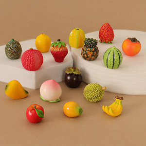 Mini <span class=keywords><strong>figurine</strong></span> de simulation en résine, modèle de fruits (fraise, pêche), jouet alimentaire, accessoires de décoration de scène DIY - Product Image 2
