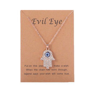 Collar vintage para mujer con colgante de ojo de diablo, bola de cristal, cadena de aleación, ojos azules y diamantes incrustados. - Product Image 6