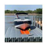 Plateforme flottante modulaire en plastique PE, ponton flottant pour le stationnement et l'amarrage de jet-skis et de bateaux