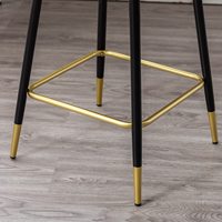 Tabouret de bar moderne en velours DM Factory, chaise de bar rembourrée confortable à hauteur de comptoir avec structure métallique pour cuisine et bar