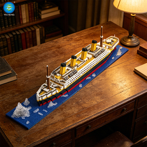 Set <span class=keywords><strong>de</strong></span> Bloques <span class=keywords><strong>de</strong></span> Construcción del Titanic con Base <span class=keywords><strong>de</strong></span> Iceberg, Modelo <span class=keywords><strong>de</strong></span> Barco Grande <span class=keywords><strong>de</strong></span> 560 mm, Ladrillos Micro DIY, Juguete Educativo STEM <span class=keywords><strong>para</strong></span> Niños y Adultos, Regalo - Product Image 1