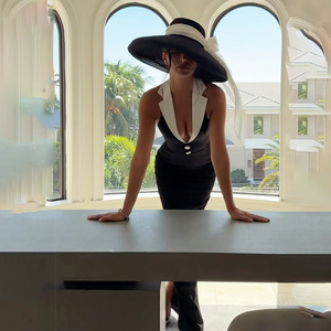 Vestido Largo Elegante Estilo Europeo-Americano con Cuello Halter, Espalda Descubierta y Abertura, Vestido de Noche con Cintura Natural, Transpirable, para Ocio - Product Image 3