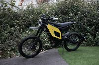 2025 nouveau Original NIU XQI3 hors route 8000w 72v 32ah haute vitesse puissant violet jaune E PitBike DirtBike moto pour adulte