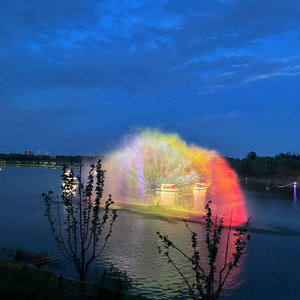 Pantalla de Agua para Cine, Decoraciones con Agua, Espectáculo de Fuentes Danzantes con Música Festiva para Ciudades Costeras y Lugares Escénicos - Product Image 1