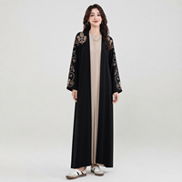 Qbaya Femme Grande Taille à Broderie Florale Noire et Devant Ouvert pour Dames Musulmanes – Tenue Décontractée
