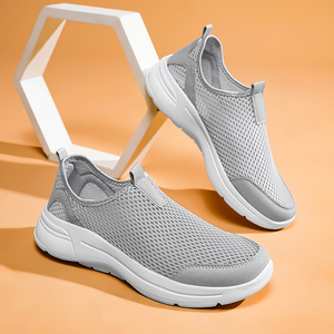 Chaussures de sport tendance pour hommes grande taille, respirantes, avec empeigne en maille légère et semelle MD, idéales pour le printemps et l'été, style marche, vente en gros - Product Image 1