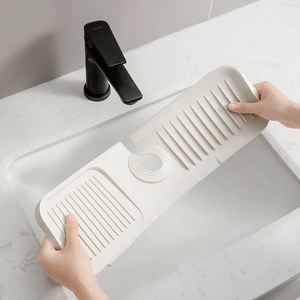 Silicone Draining Mat Faucet Splash Guard Bathroom Drainage Mat Sink Faucet Mat - Product Image 4