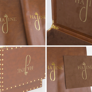 Hộp đựng đồ da cao cấp, kiểu dáng cổ điển, có đinh tán và khóa vàng, dùng để đựng đồ du lịch và làm quà tặng - Product Image 4